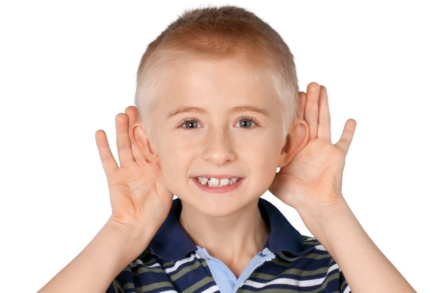 Otoplastyka - chirurgiczna korekcja odstających uszu u dzieci